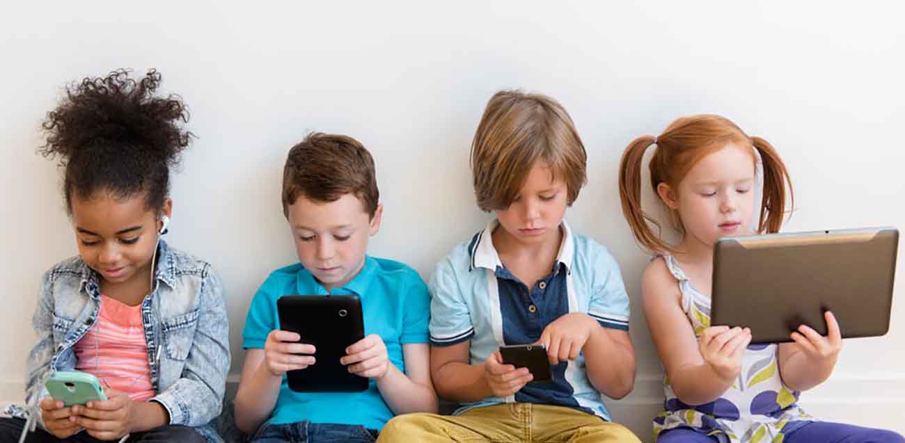 Infanzia e smartphone-uso precoce: quali conseguenze e quale ruolo della scuola